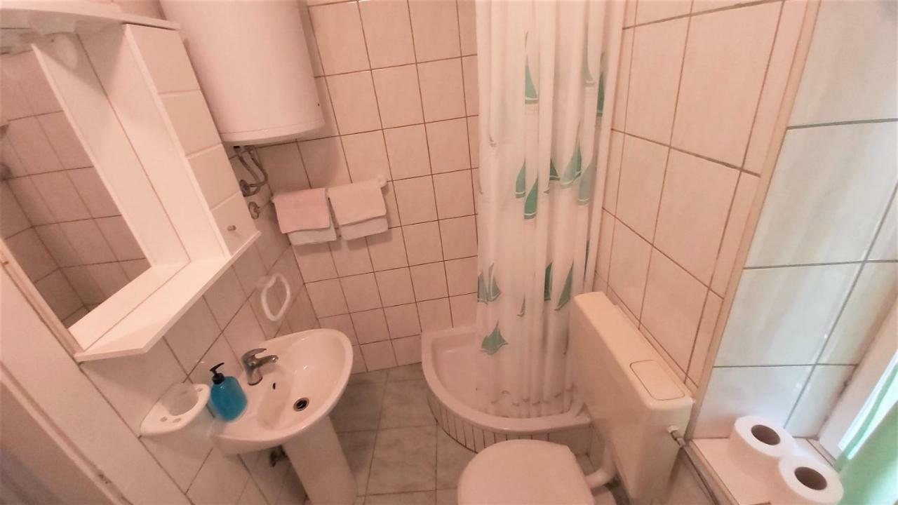 Apartment Mandic Omiš Eksteriør bilde